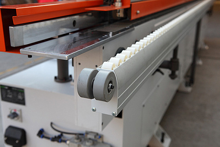 Станок для облицовывания кромок мебельных деталей WoodTec EdgeMatic 600C PRO - rodan.ru