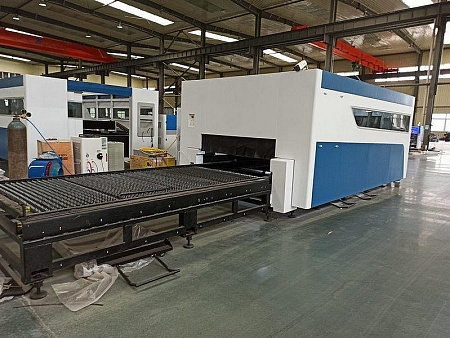 MetalTec 1530P (12000Вт) промышленный комплекс лазерной резки
