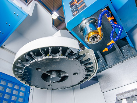 Вертикальный обрабатывающий центр с ЧПУ MetalTec TOPMILL 650S купить в Новосибирске - rodan.ru