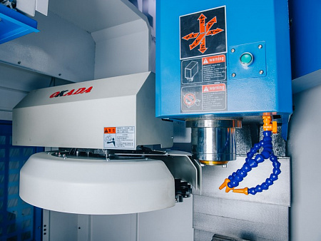 Вертикальный обрабатывающий центр с ЧПУ MetalTec TOPMILL 650S купить в Новосибирске - rodan.ru