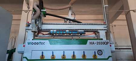 Фрезерно-гравировальный станок с ЧПУ WoodTec HA-2030 QP